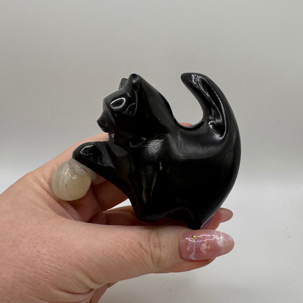 Black Marble Cat with Onyx Ball