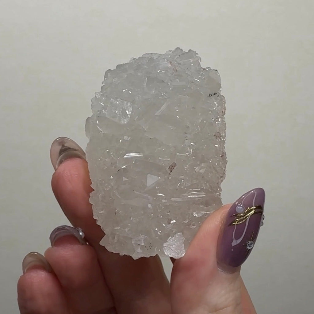 Diamond Apophyllite on Chalcedony | DA7