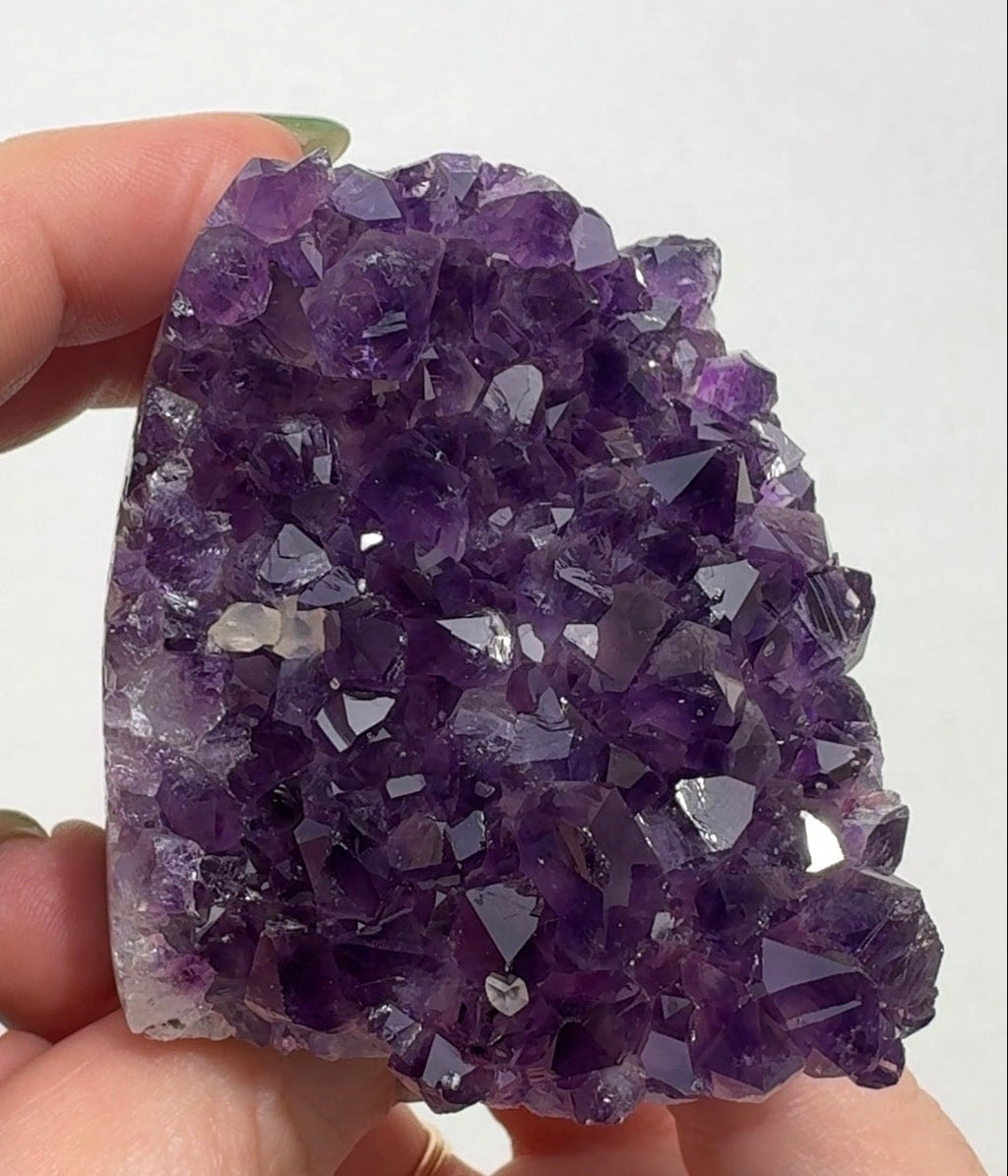 Uruguay Purple Amethyst Cutbase