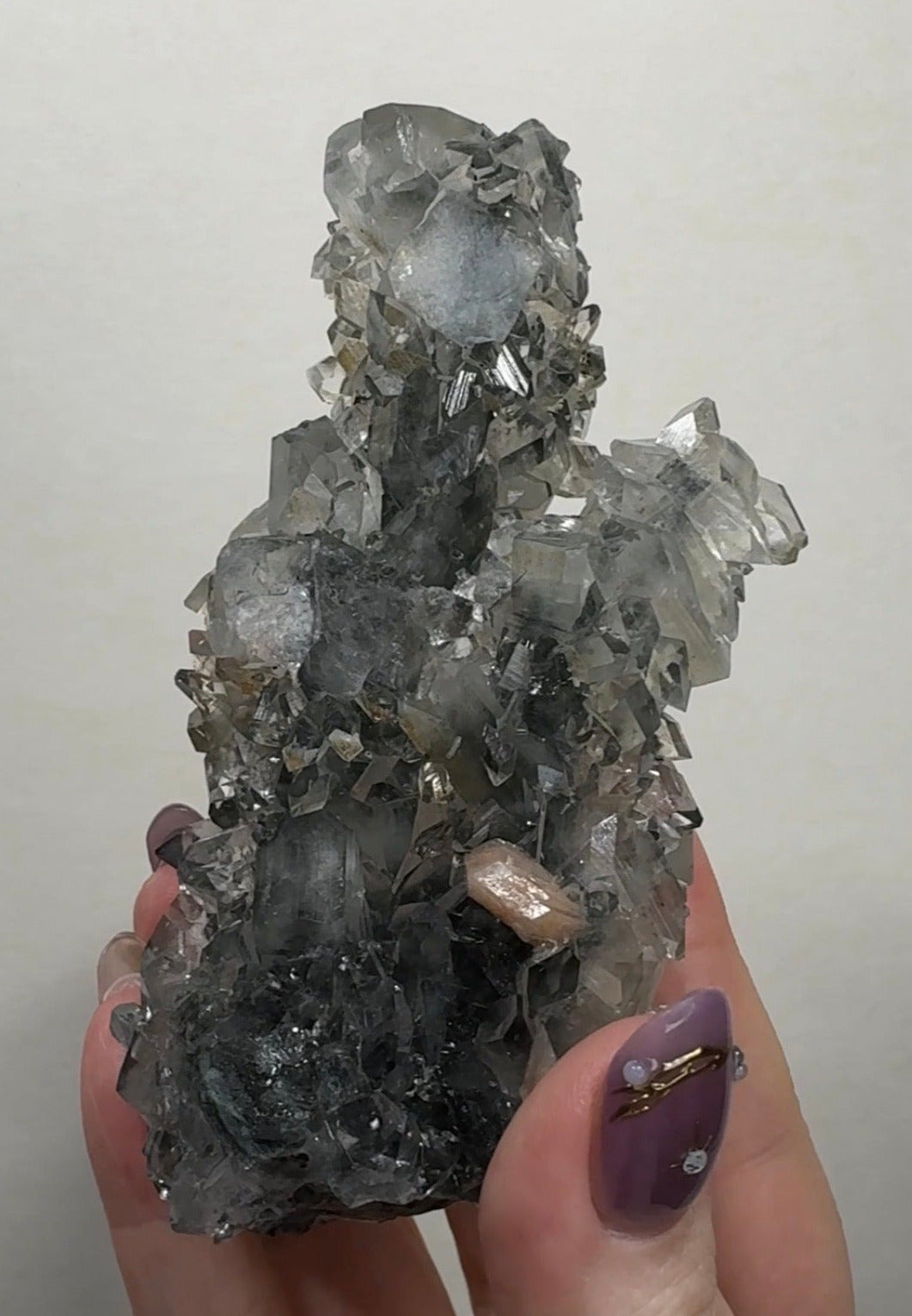 Diamond/Pink Apophyllite on Black Chalcedony| BDF
