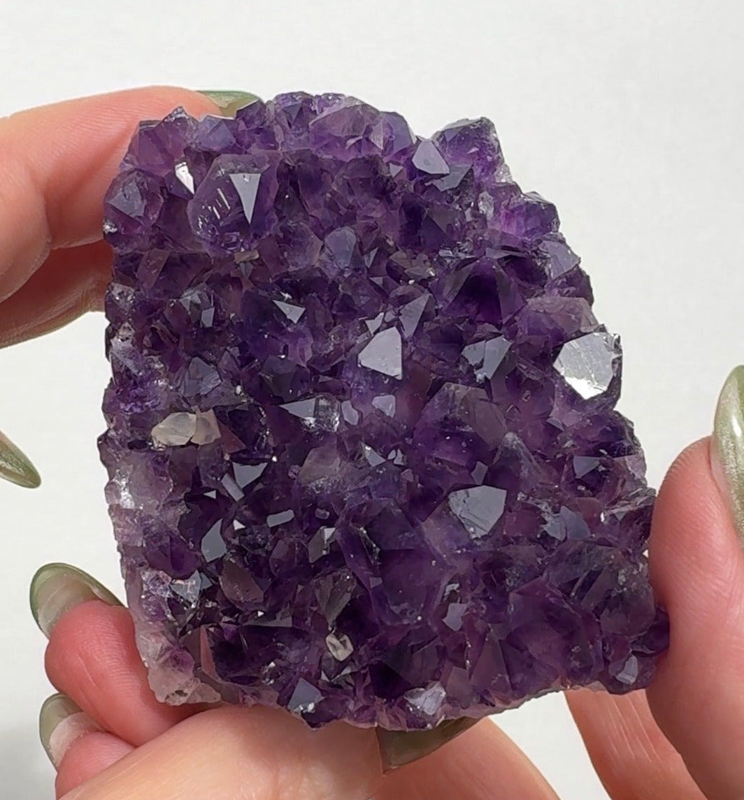 Uruguay Purple Amethyst Cutbase