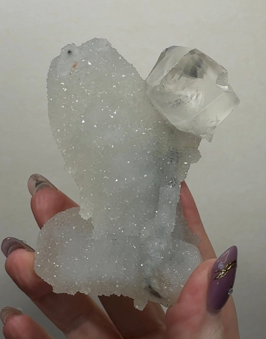 Diamond Apophyllite on Chalcedony | DA20