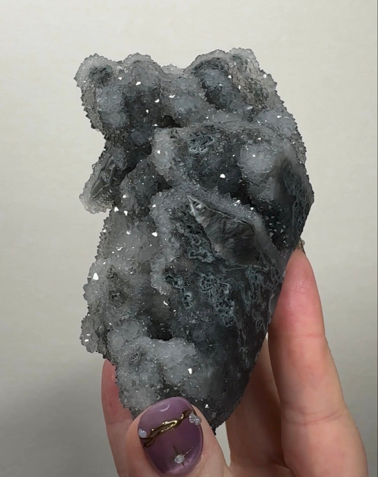 Black Chalcedony with Apophyllite| BDD