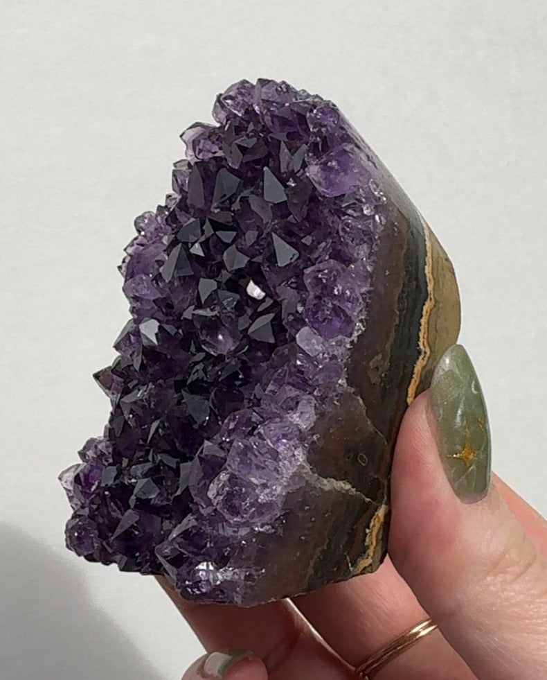 Uruguay Purple Amethyst Cutbase