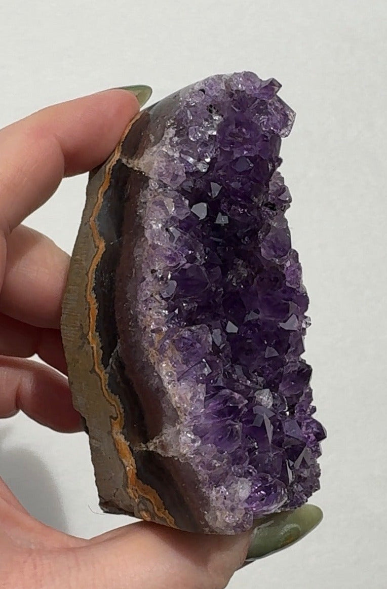 Uruguay Purple Amethyst Cutbase