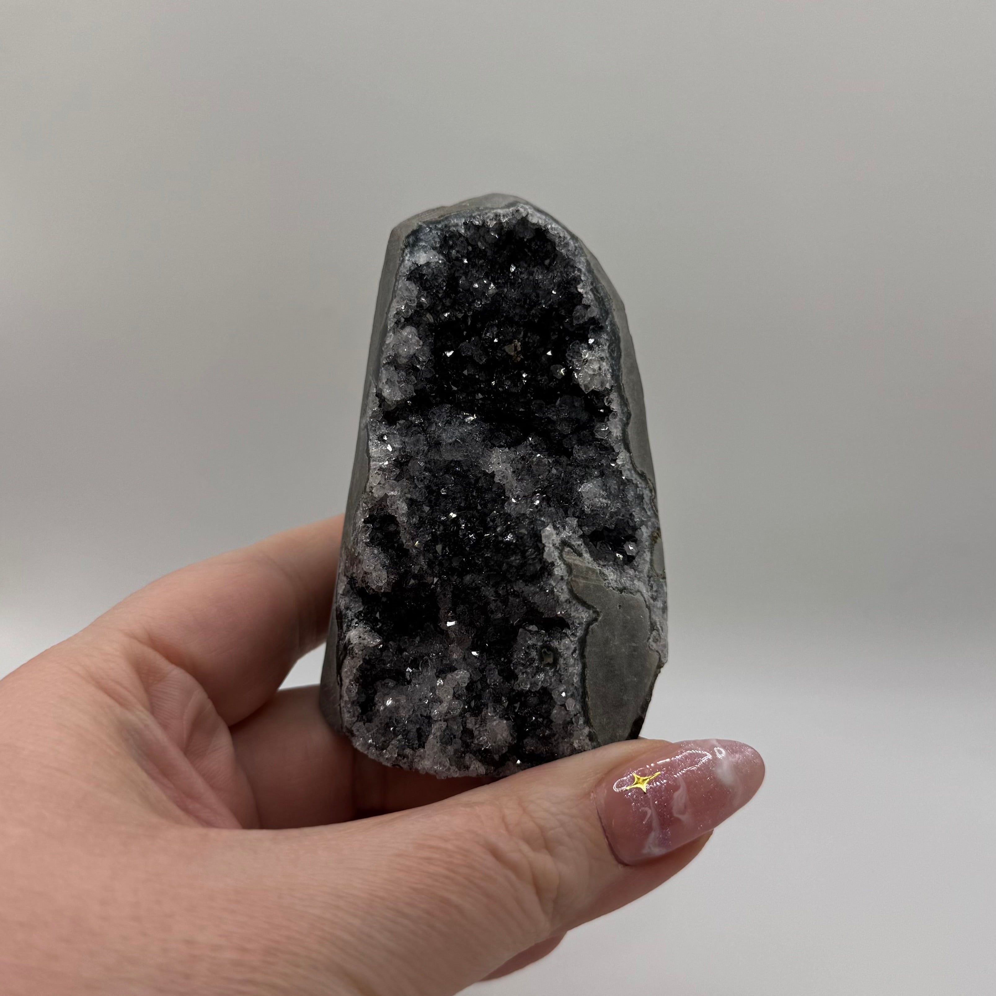 Black Amethyst Cutbase