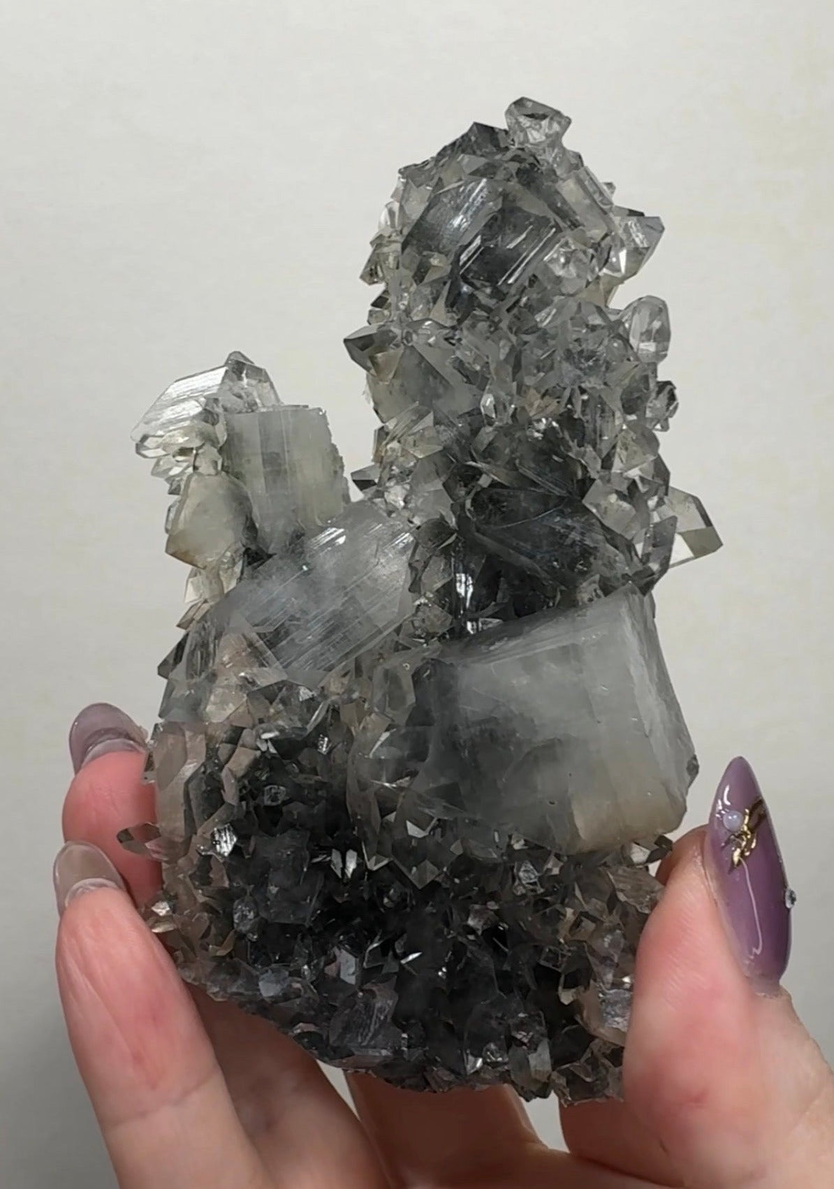 Diamond/Pink Apophyllite on Black Chalcedony| BDF