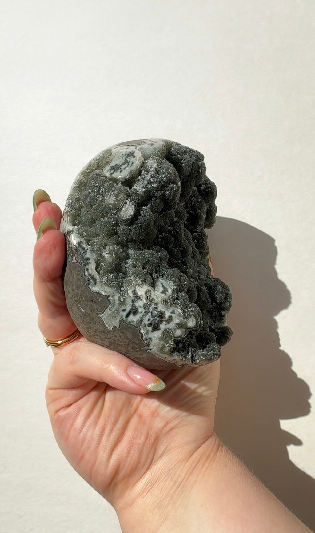 Black/Green Amethyst Half Sphere Cutbase