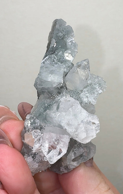 Apophyllite on Blue Chalcedony with Heulandite & Stilbite | BL15