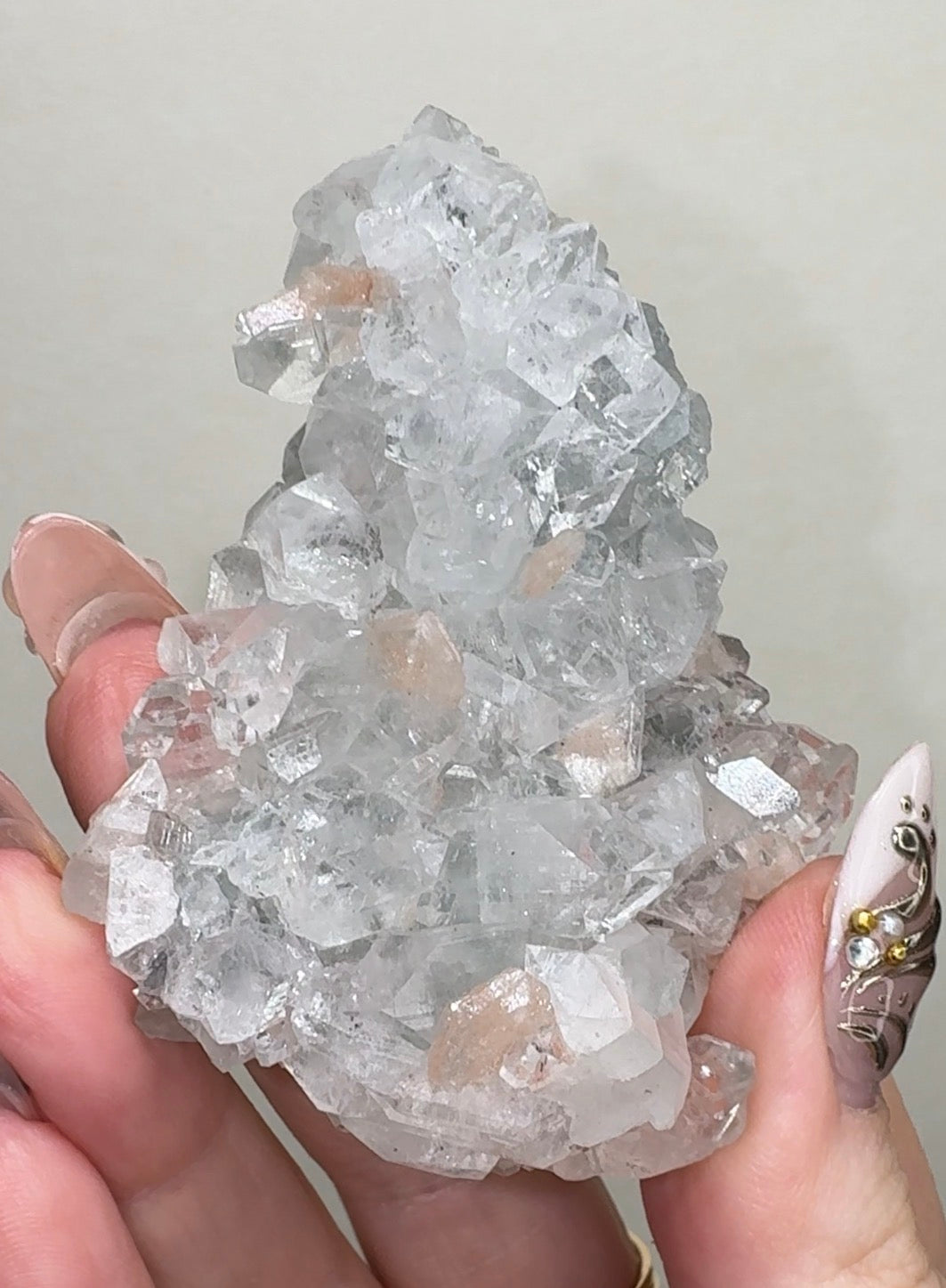 Apophyllite on Blue Chalcedony with Heulandite & Stilbite | BL6