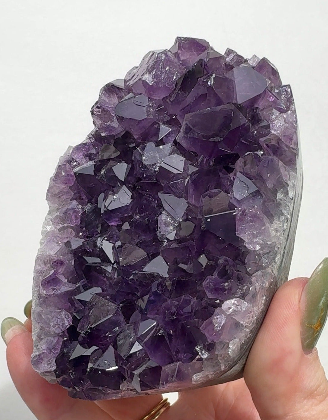 Uruguay Purple Amethyst Cutbase