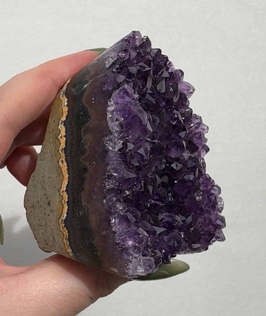 Uruguay Purple Amethyst Cutbase