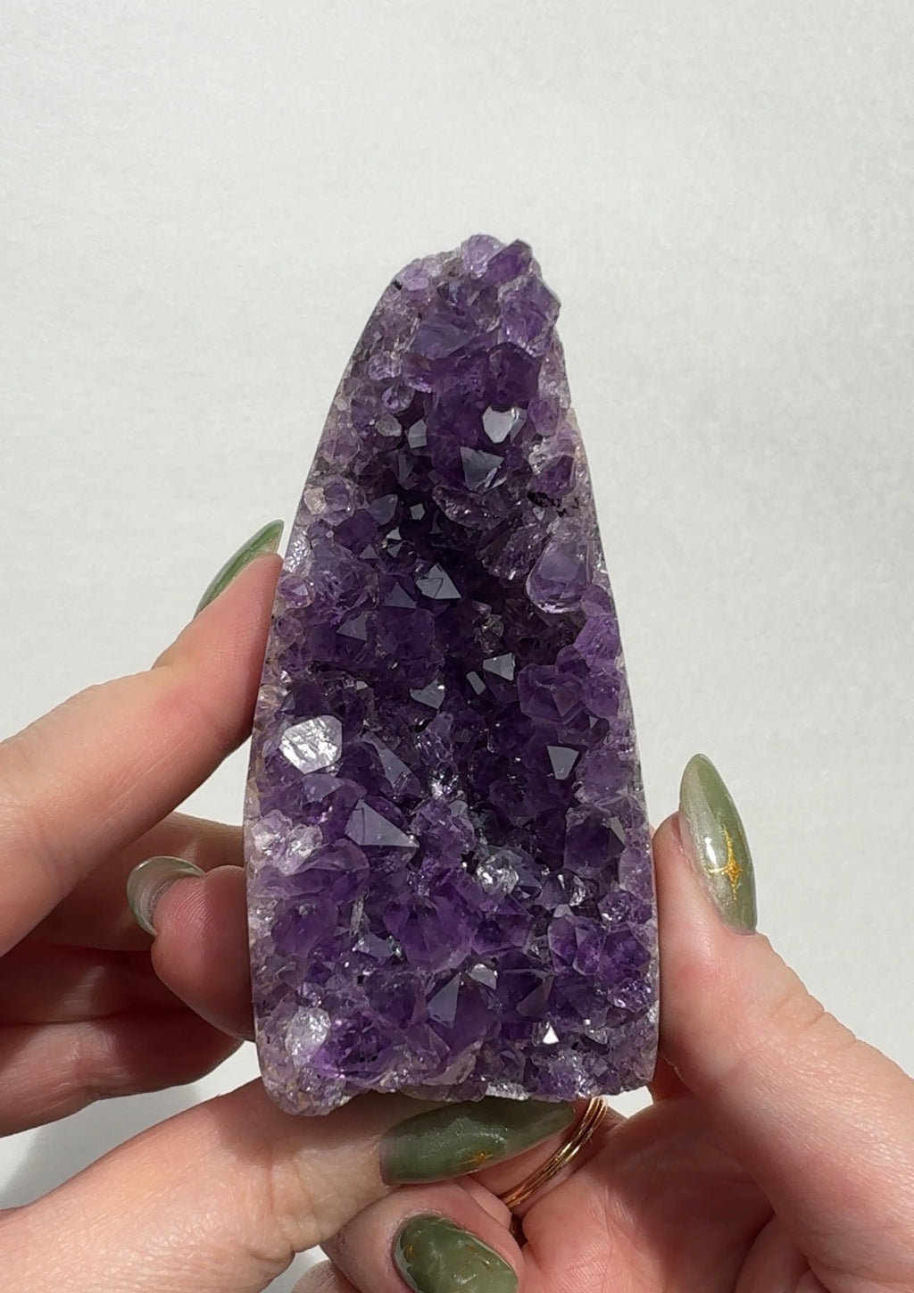 Uruguay Purple Amethyst Cutbase