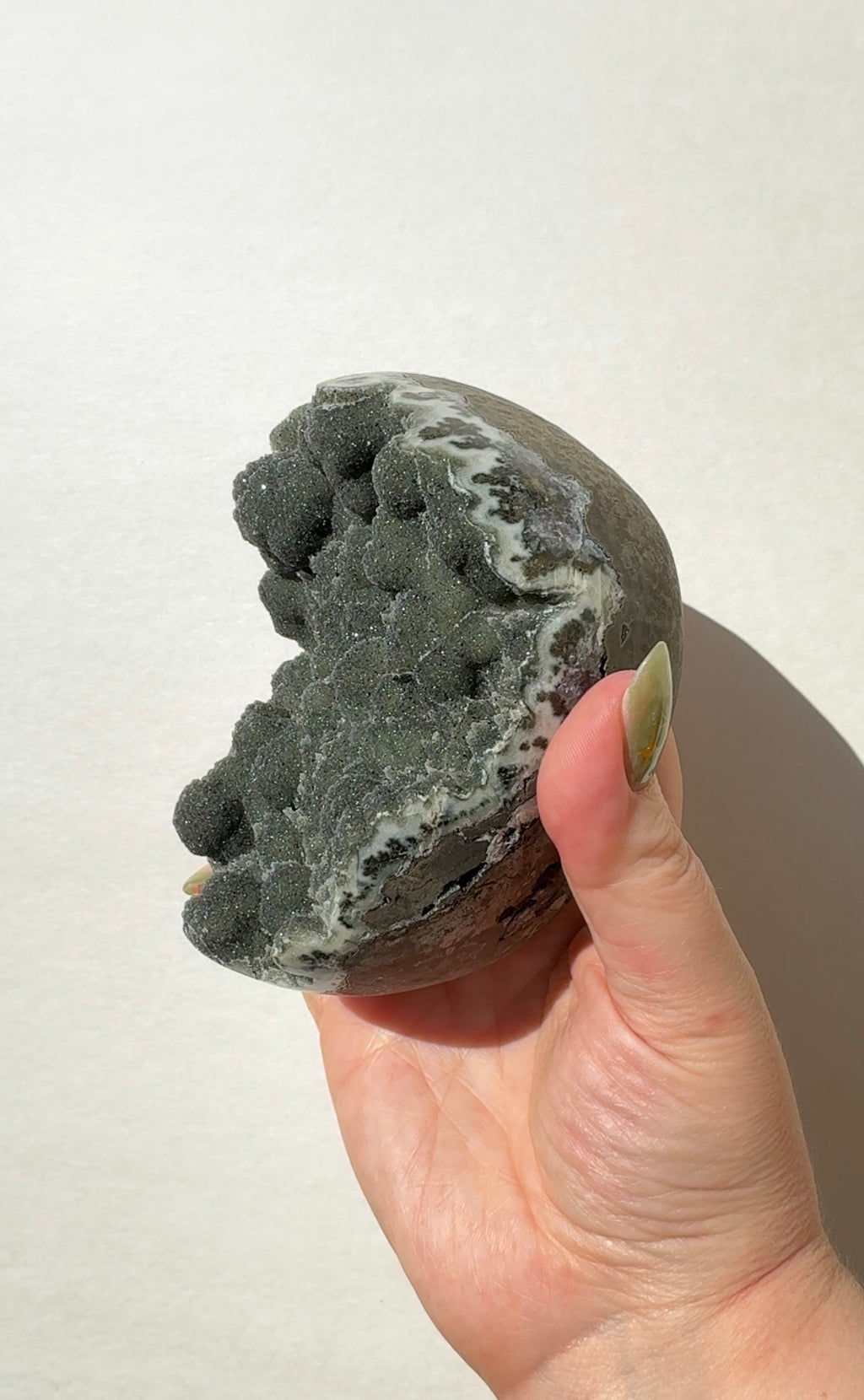 Black/Green Amethyst Half Sphere Cutbase