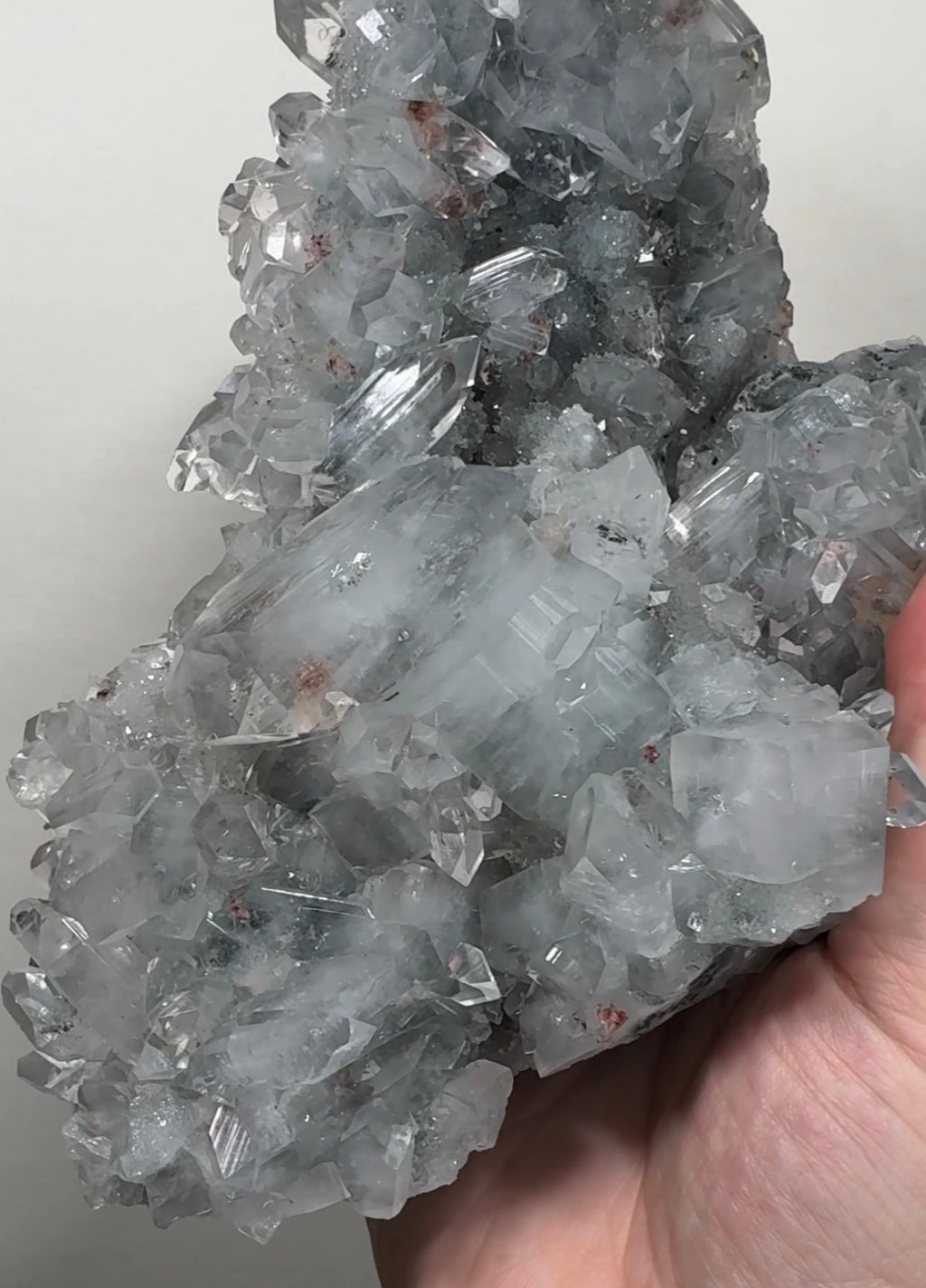 Apophyllite on Chalcedony with Heulandite | BDB