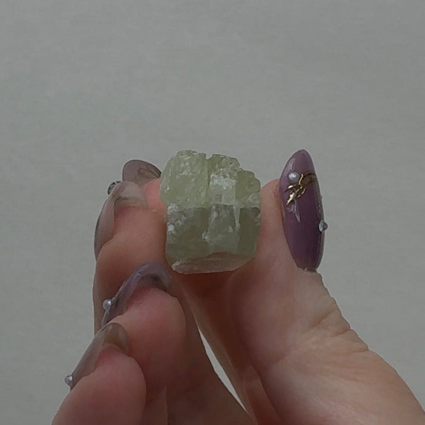 Green Kunzite | G12