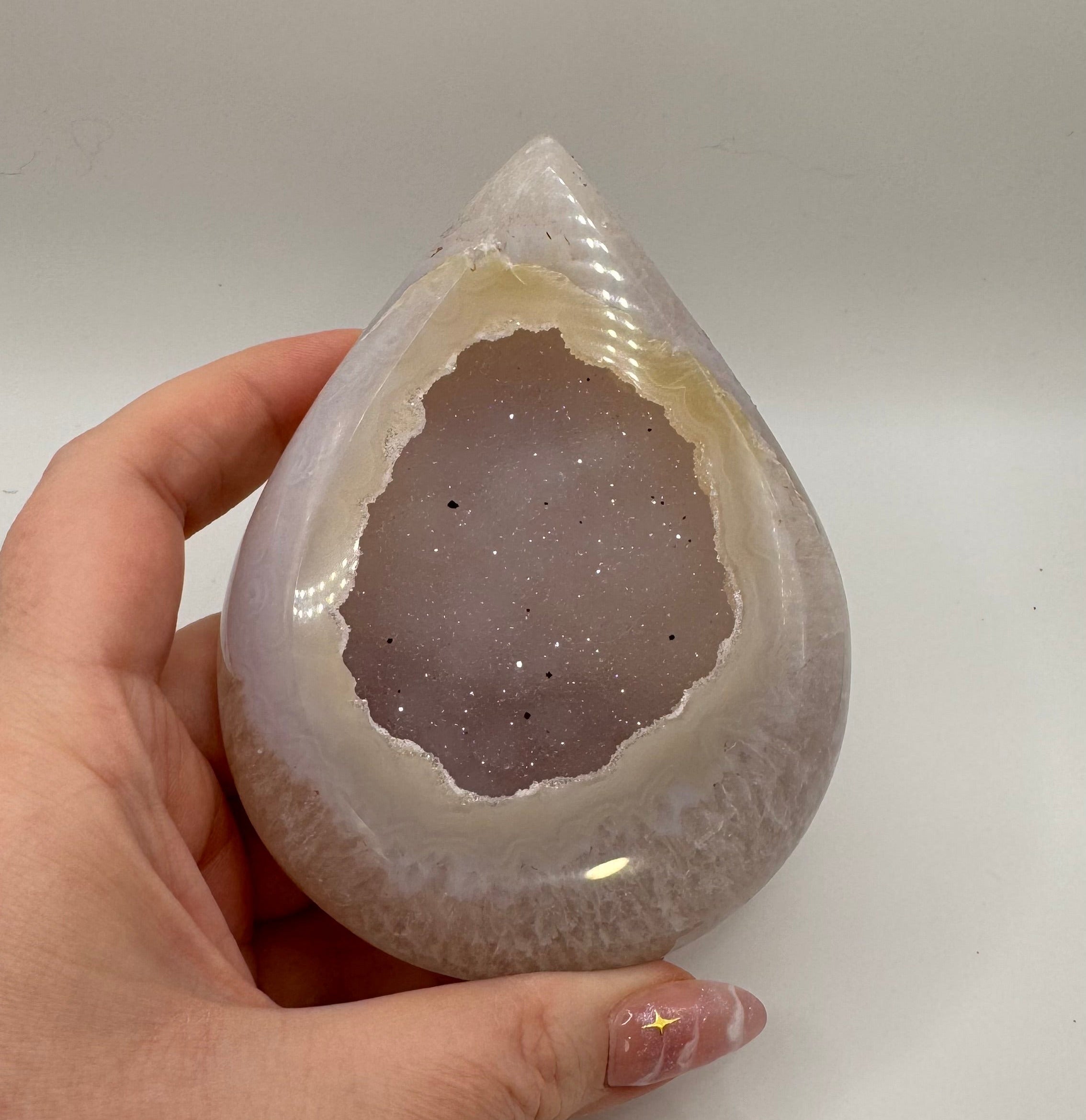 HQ Druzy Teardrop Agate