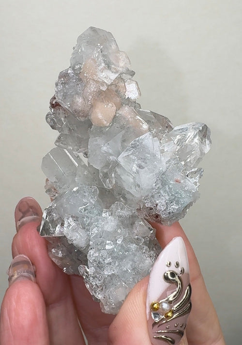 Apophyllite on Blue Chalcedony with Heulandite & Stilbite | BL10